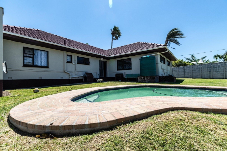 4 Bedroom Property for Sale in Beacon Bay Eastern Cape